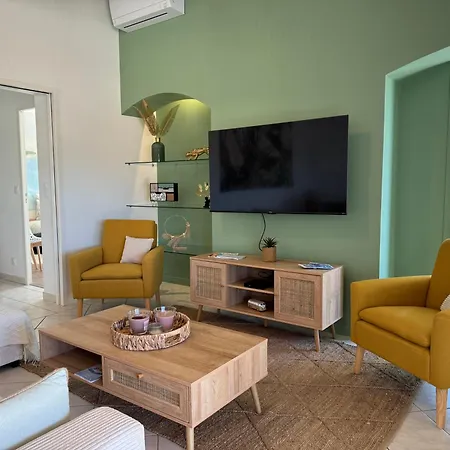 Des Iles D'or Aparthotel