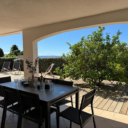 Des Iles D'or Aparthotel Le Lavandou